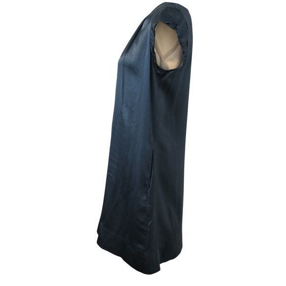 Banana Republic Midnight Blue Blouse | Very Good Condition - Picture 4 of 10